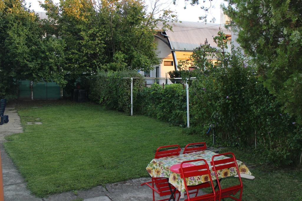 Evelin Nyaralohaz Villa Siofok Exterior photo